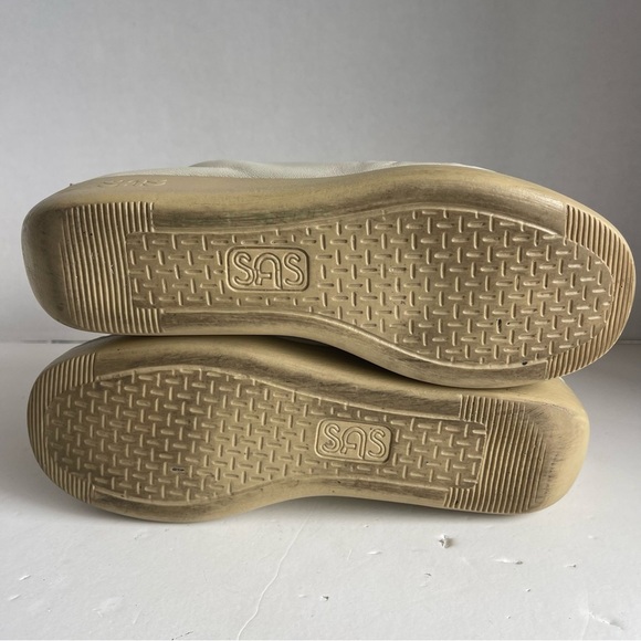 SAS Womens Size 9.0M  Beige Tan Soft Step Heel Comfort Walking Shoes Made In USA - Picture 9 of 11